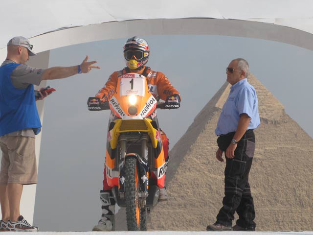 Marc Coma sigue líder