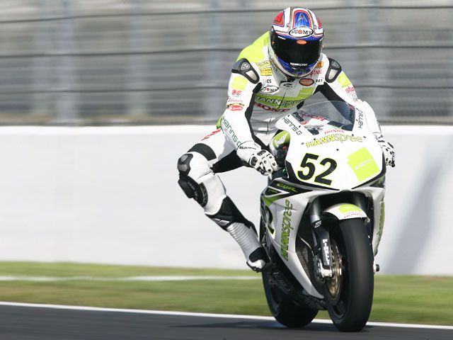 La Superpole es de Toseland