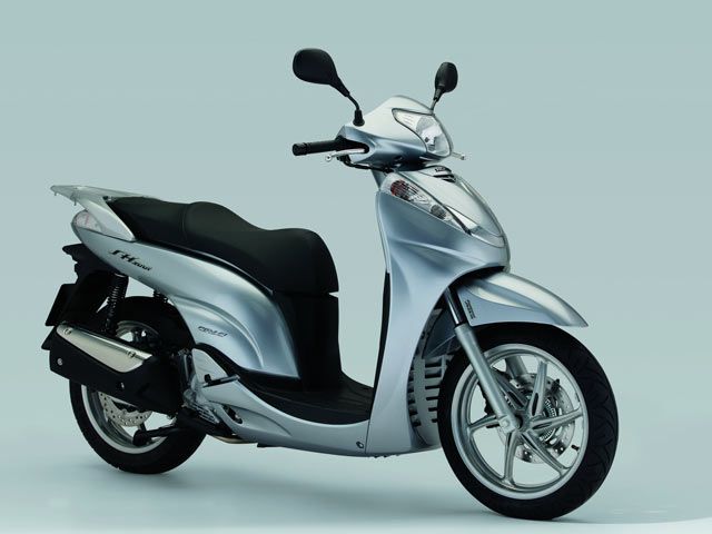 Honda promociona su Scoopy SH300i