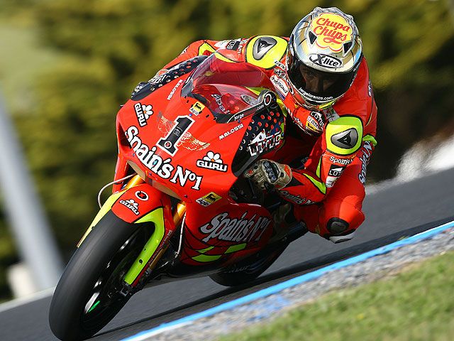 Un Lorenzo imbatible vuelve a lograr la Pole en Australia