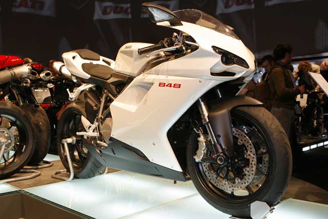 Novedades 2008: Ducati 848