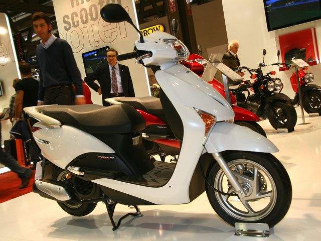 Novedades 2008: Honda Lead 110