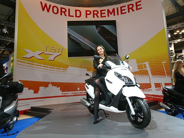 Los scooter y 125 del Salón de Milán