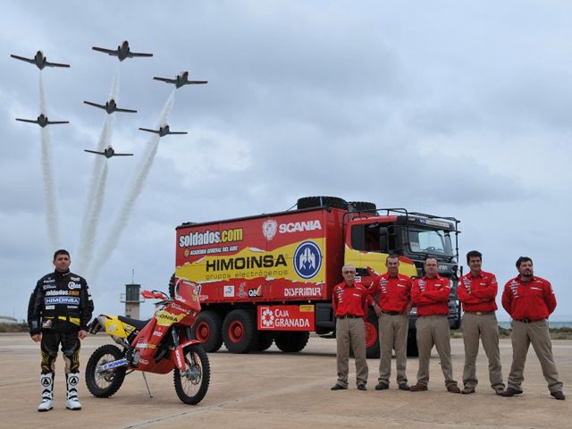 Equipo Combat Soldados para el Rallie Dakar
