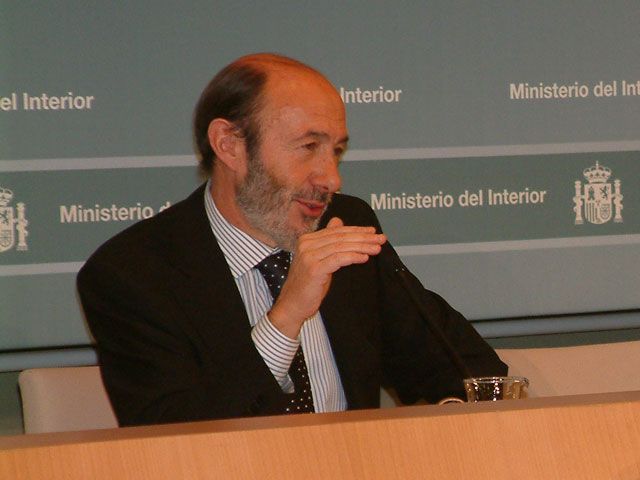 Rubalcaba confía en reducir los accidentes de tráfico