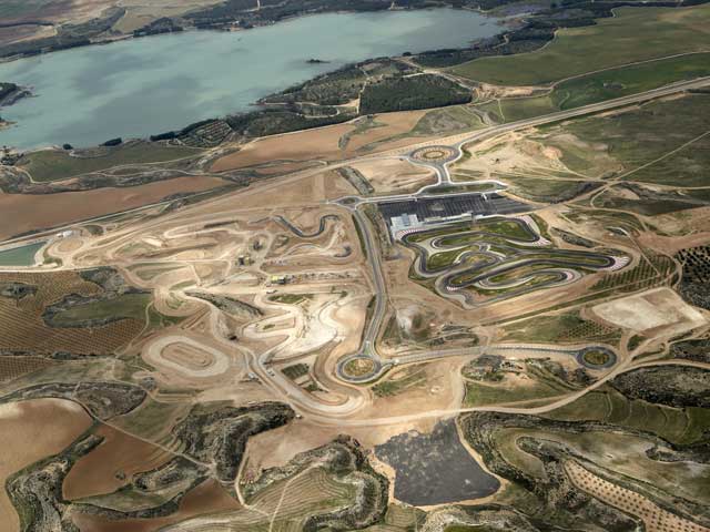 Desarrolla tu moto de carreras en la Ciudad del Motor de Aragón