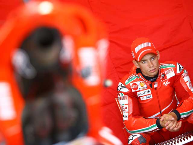 Stoner (Ducati): "El simulacro de carrera ha resultado francamente bien" Stoner (Ducati): "El simulacro de carrera ha resultado francamente bien"