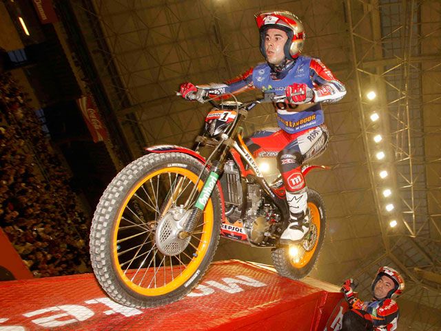 Toni Bou, Montesa Honda, a un paso del título mundial de Trial
