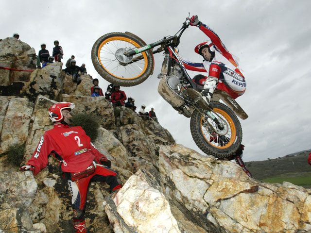Toni Bou (Montesa Honda) arranca el campeonato con victoria