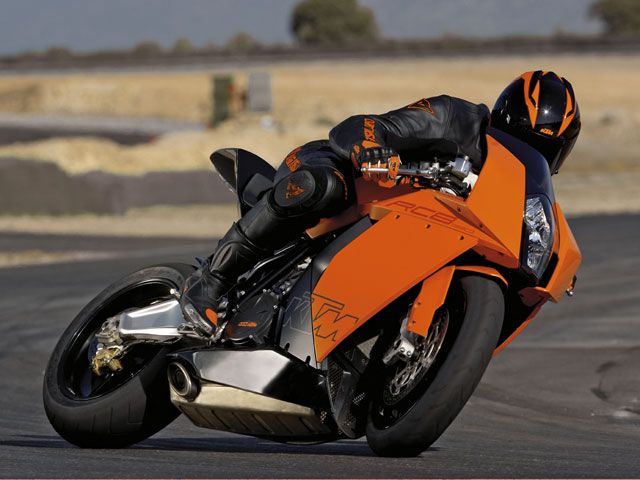 Probamos la nueva KTM RC8 1190