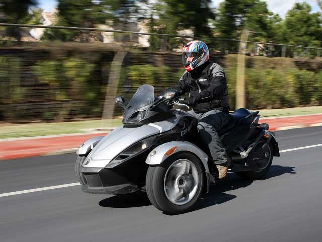 Can-am presenta su gama de quads 2008