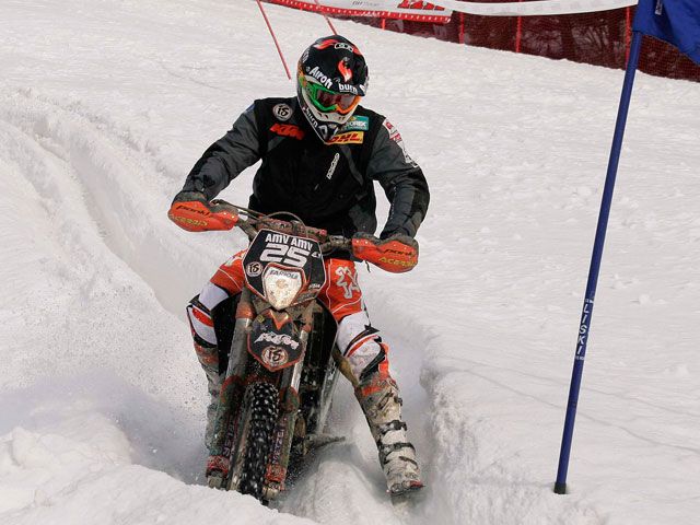 Mika Ahola (Honda) e Iván Cervantes (KTM)