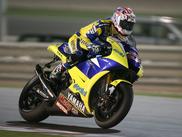 Colin Edwards (Yamaha) no tendrá nuevo motor en Jerez