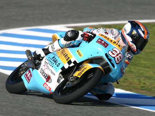 Smith y Nico Terol (Aprilia) se llevan los mejores tiempos en los libres 125