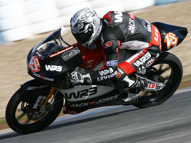 GP de Jerez: Terol y Talmacsi los más rápidos en los primeros libres
