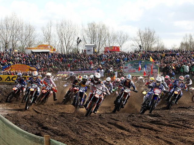 De Dycker y Rattray, a la cabeza en MX1 y MX2
