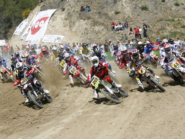 Allier se impone en la primera prueba del Mundial de MX3