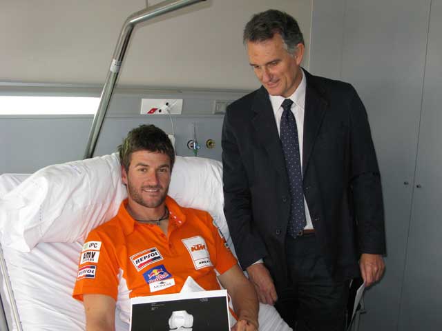 Marc Coma (KTM) recibe el alta médica