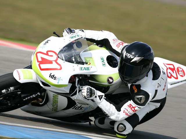 Berger (Honda) y Linfoot (Yamaha)