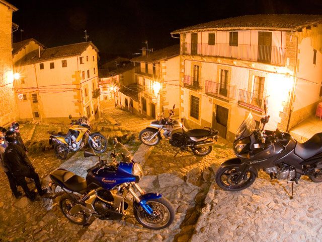 Motos y ciclomotores: Prohibidas a partir de las 23 horas