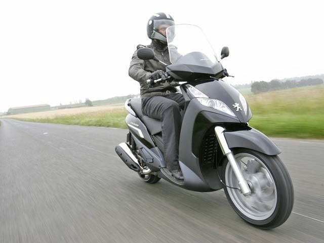 Peugeot Geopolis 400