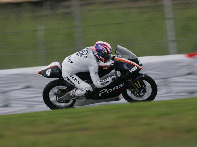 Axel Pons (Aprilia): "En estos momentos sólo pienso en recuperarme"