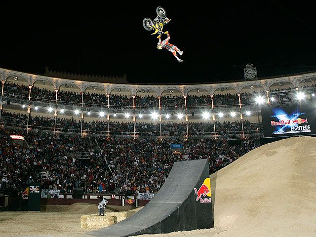 Buscamos jurado para el Red Bull X-Fighters