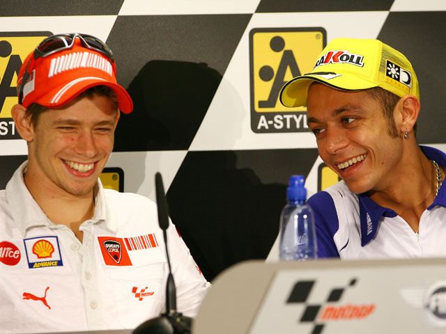 Stoner (Ducati): "Ahora puedo decir que la moto va mejor que el año pasado"