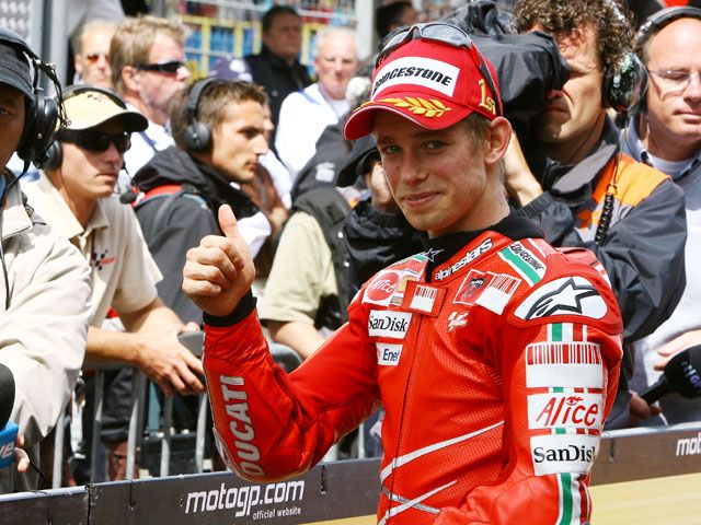 Stoner (Ducati): "Hay que quitarse el sombrero frente Ducati"