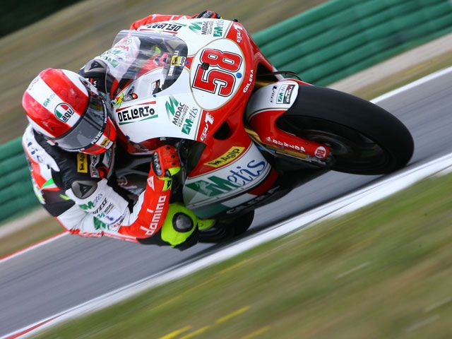 Simoncelli (Gilera) ya hace estragos con la RSA