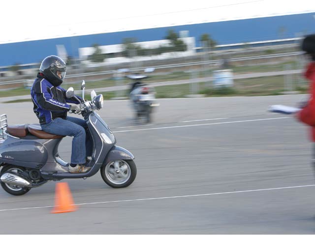Colapso en las autoescuelas a un mes de que se cambie el examen de moto