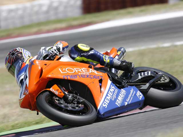 Victorias de Vázquez (Aprilia), Morales (Yamaha) y "Rodri" (Yamaha) en Albacete