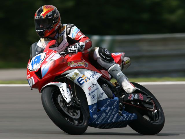 Lagrive (Honda) sorprende a los favoritos y se hace con la pole en Supersport
