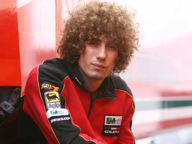 Marco Simoncelli (Gilera), el más rápido perdiendo el carné de conducir