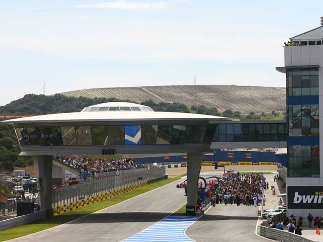 Nuevo asfalto en el Circuito de Jerez para el Gran Premio de España 2009