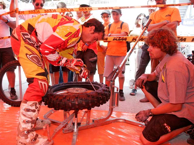 Victoria Scratch de Cristóbal Guerrero en los ISDE 2008