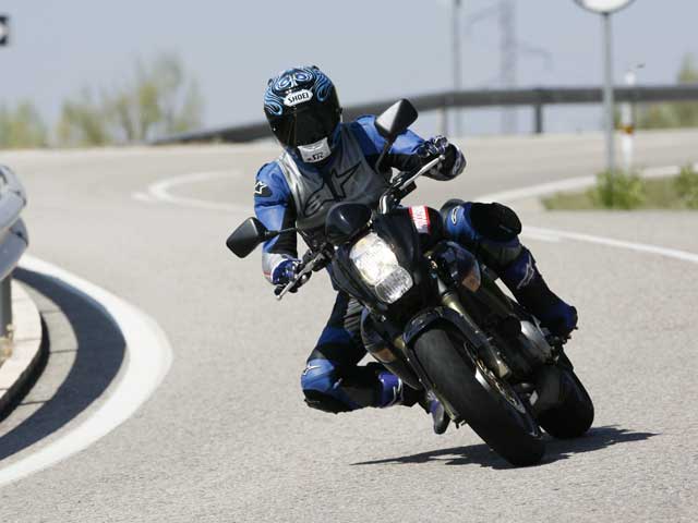 Conducción Segura: Moto, y piloto, seguros