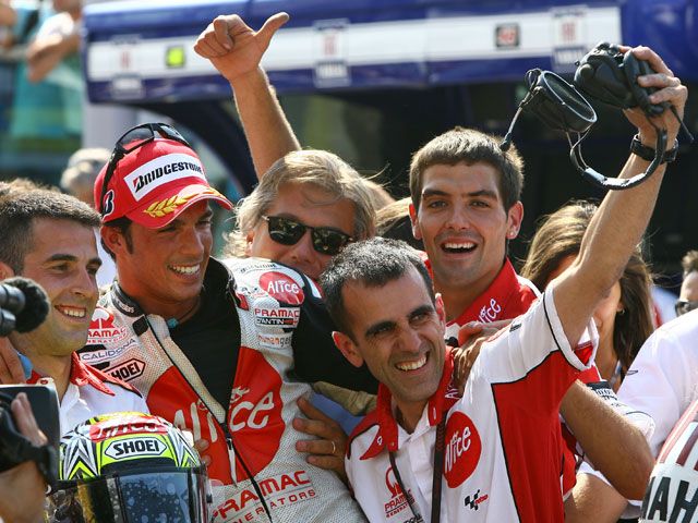 El Alice Team quiere que Toni Elías siga con Ducati El Alice Team quiere que Toni Elías siga con Ducati