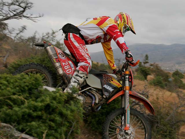 Nuevo triunfo individual de Iván Cervantes (KTM) en los ISDE 2008