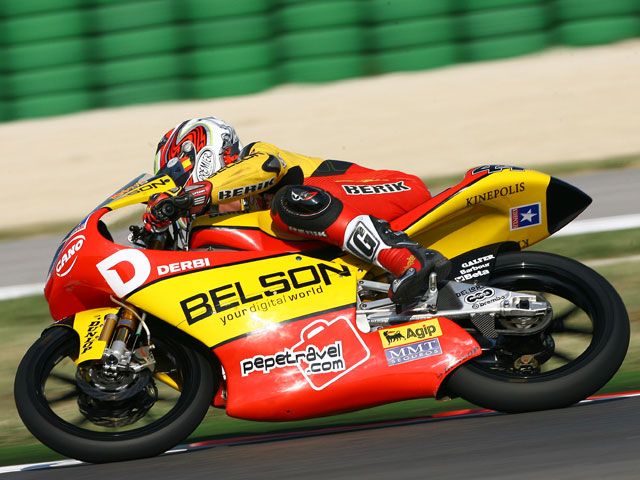 Pol Espargaró (Derbi) se hace con la pole en Indianápolis