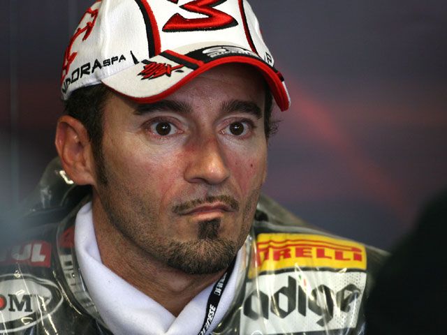 Max Biaggi vuelve a Aprilia, en el Mundial de Superbike 2009