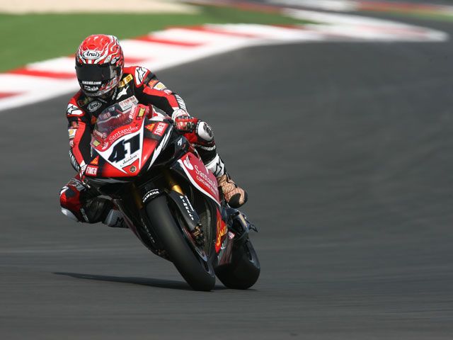 Noriyuki Haga (Yamaha), infranqueable en la primera de Vallelunga