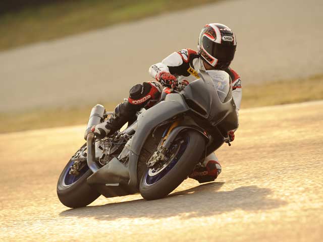 La Aprilia RSV4, en acción