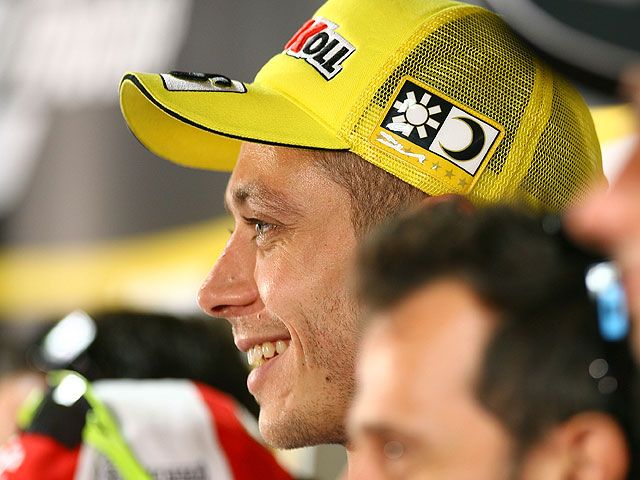 Rossi (Yamaha): "Seguro que podremos mejorar de cara a mañana"