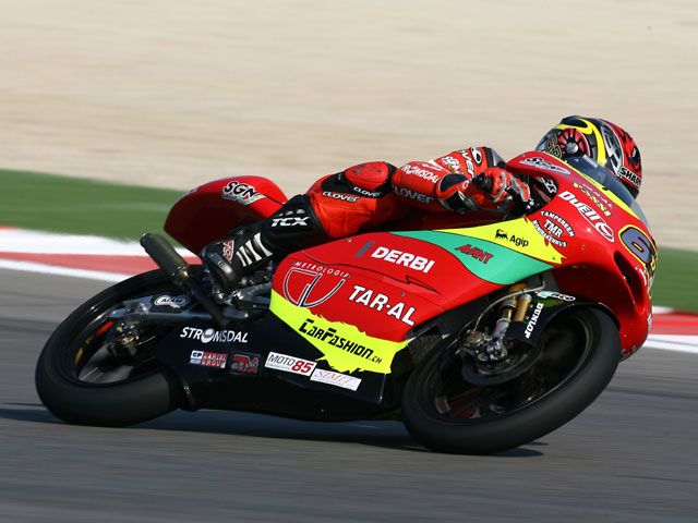 Primera pole de Mike Di Meglio (Derbi) en 125 cc