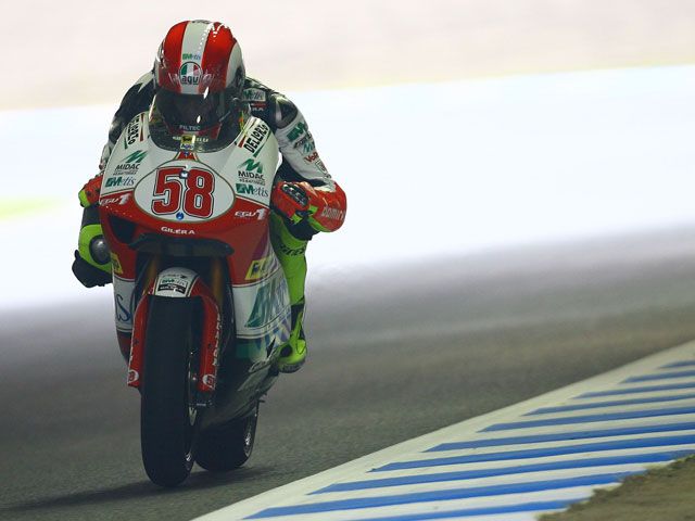 Simoncelli (Gilera) ejerce de líder en 250 cc