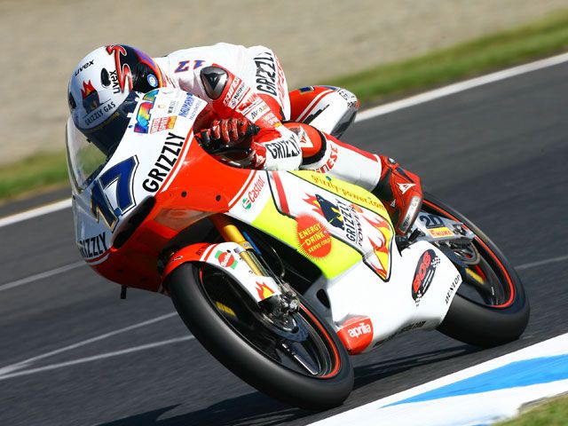 Bradl (Aprilia) se impone al líder del mundial