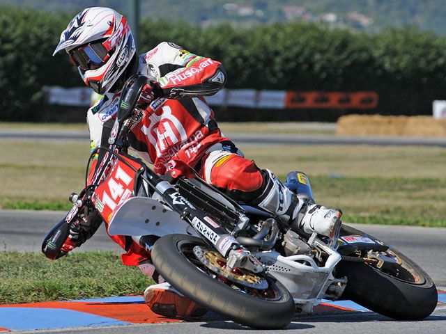 Chareyre y Husqvarna repiten en el Mundial de Supermotard