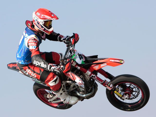 Italia se impone y España vuelve con fuerza en el Supermotard de las Naciones