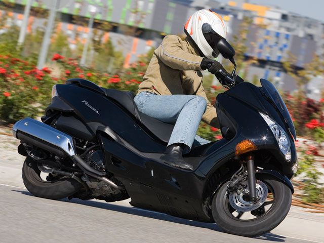 Honda Forza 250 EX